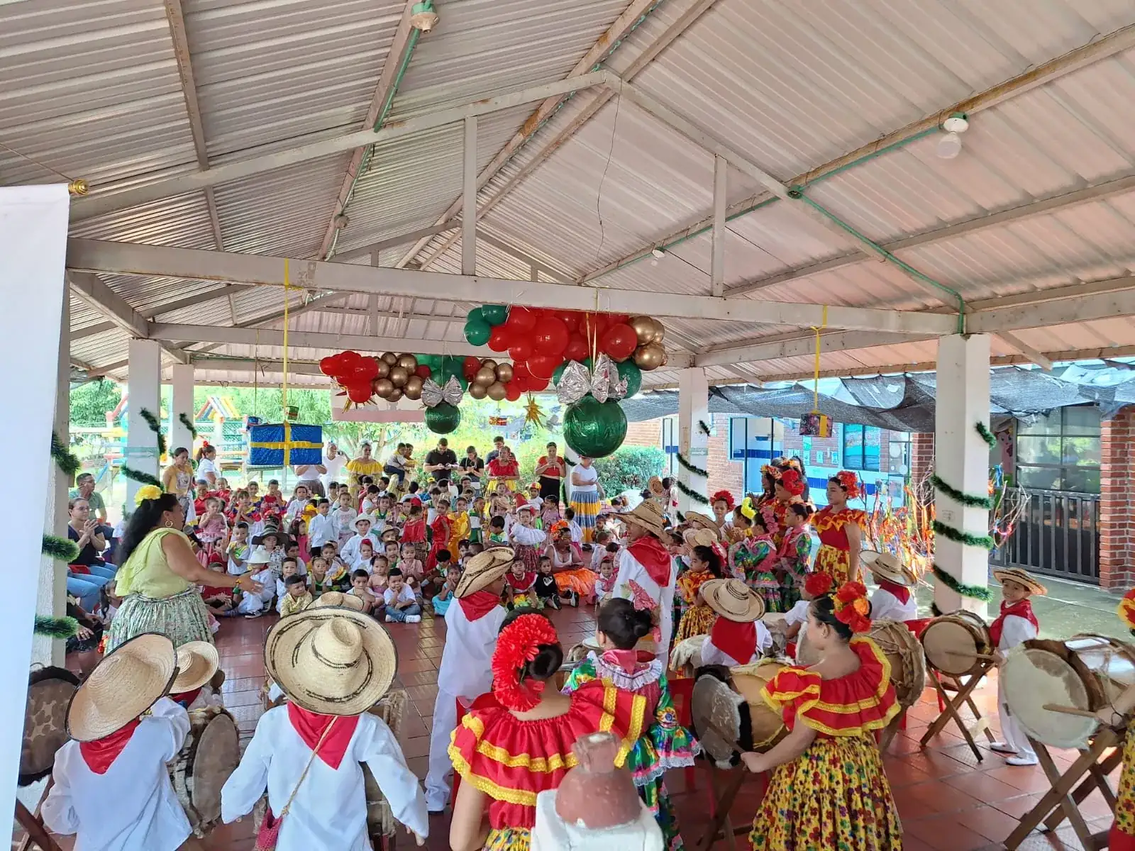 Taller Paseo del Pajarito — Fundación El Chandé (foto 2 de 6).