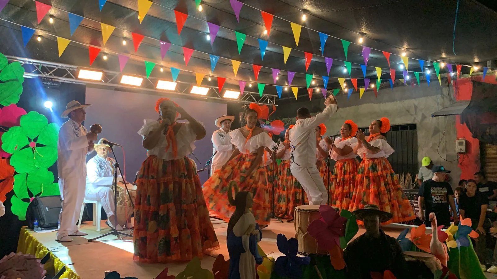 Presentación tradicional — Fundación El Chandé (foto 2 de 19).